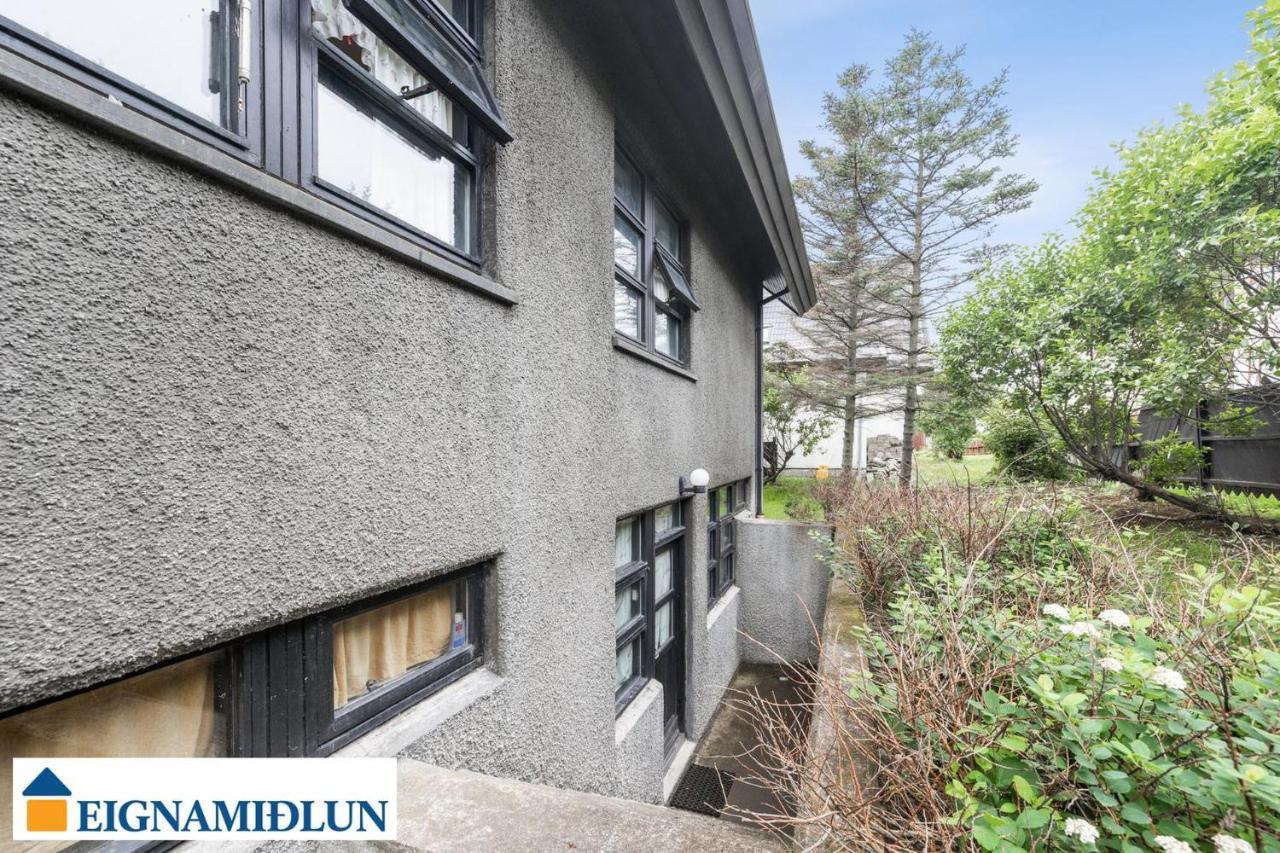 Large apartment close to the centre Reikiavik Exterior foto